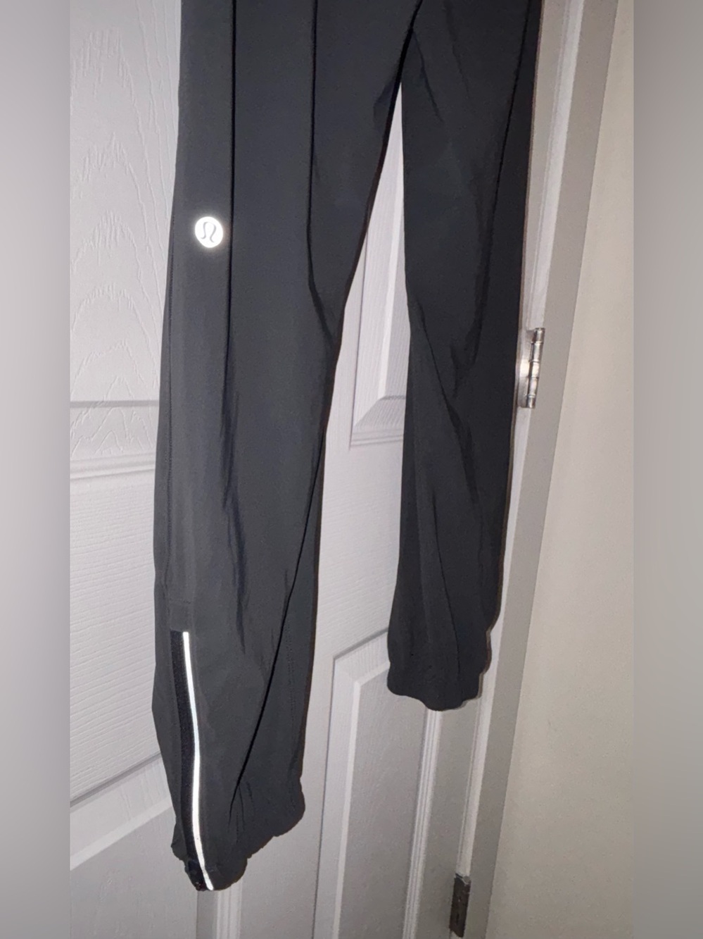 Lululemon Men’s Surge Jogger (Medium) 29" - Picture 3 of 5